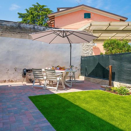 Family House Bivio Villa Peschiera del Garda Buitenkant foto